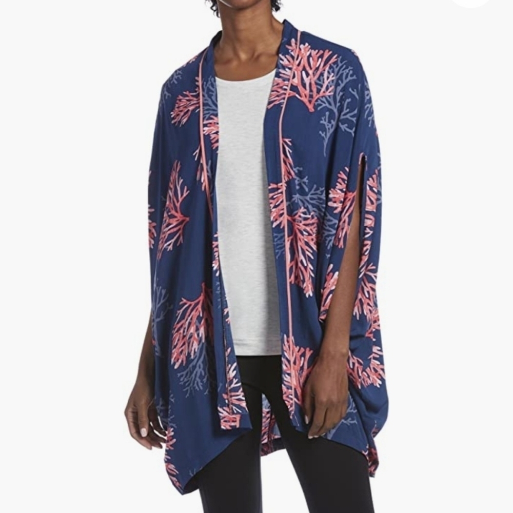Hue Woven Kimono Wrap In Coral Explosion